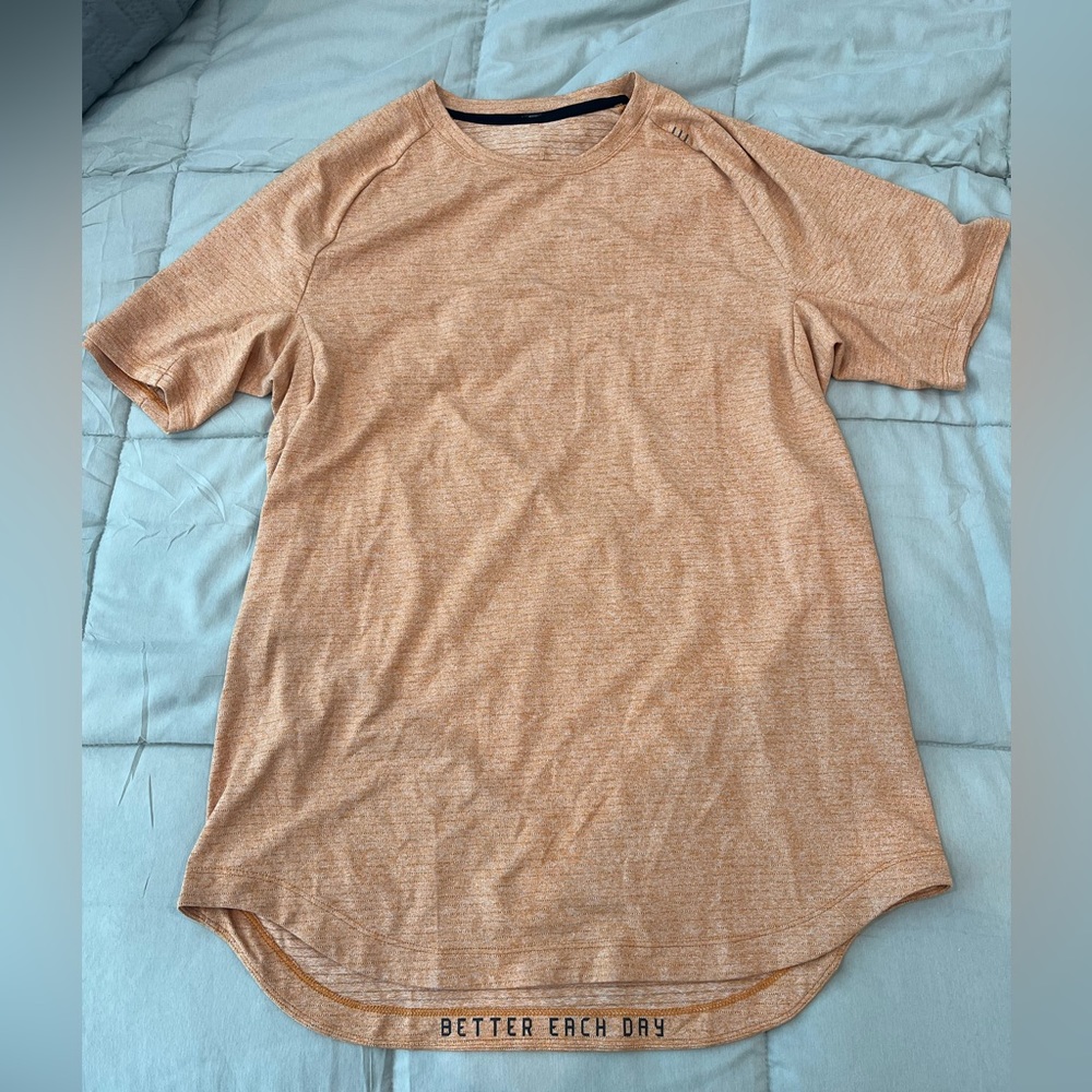 Lululemon. Size L. Never worn